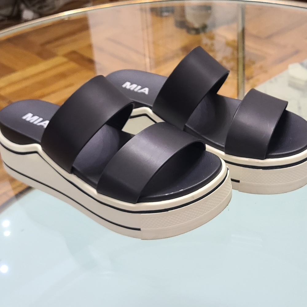 Mia platform shoes